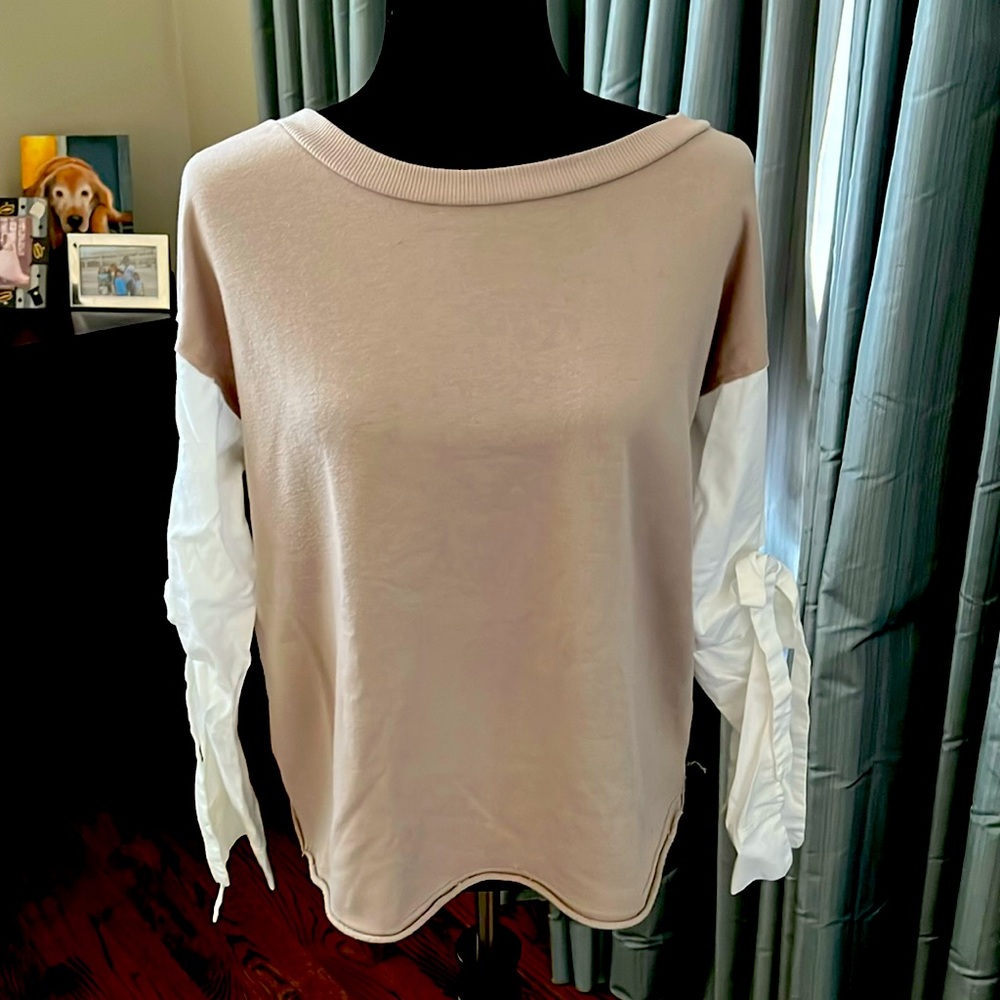 Great light cotton thin sweatshirt